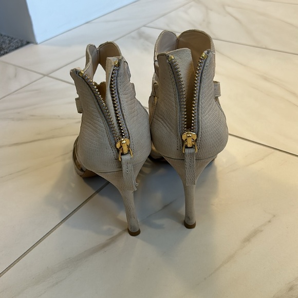 Good used condition Nine West Size 10 - Picture 3 of 5